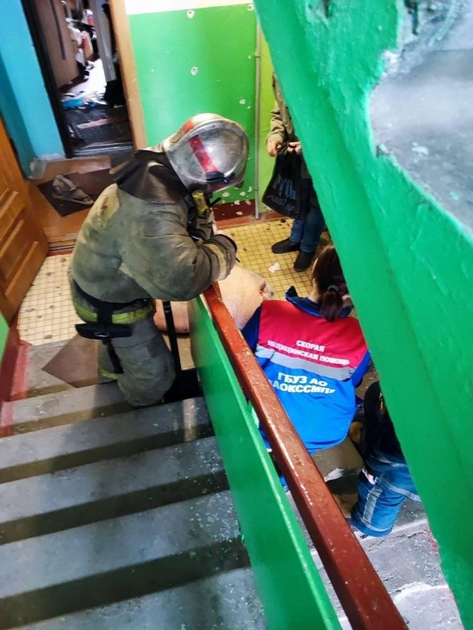 В Архангельске огнеборцы спасли свинью в квартирном пожаре